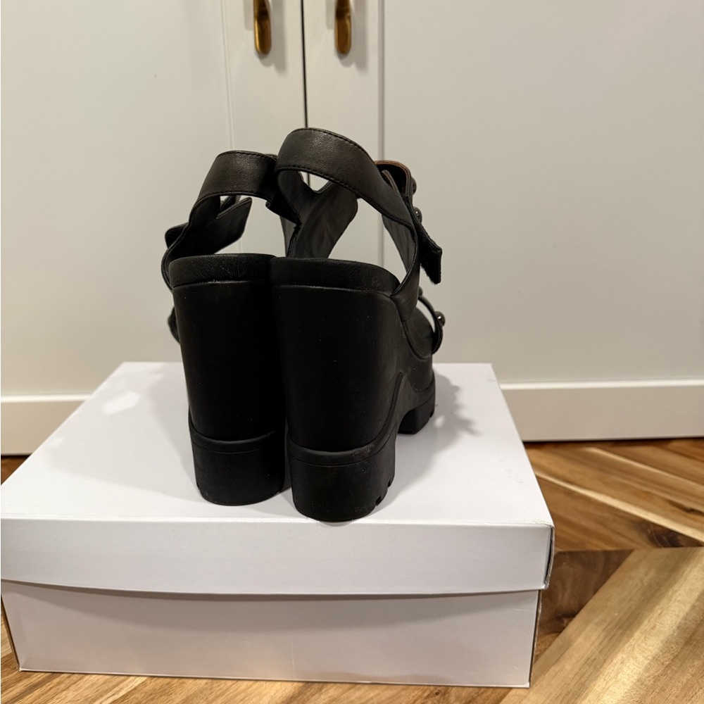 Jessica Simpson Black Platform Sandals size 8.5 (worn once) - Picture 8 of 9
